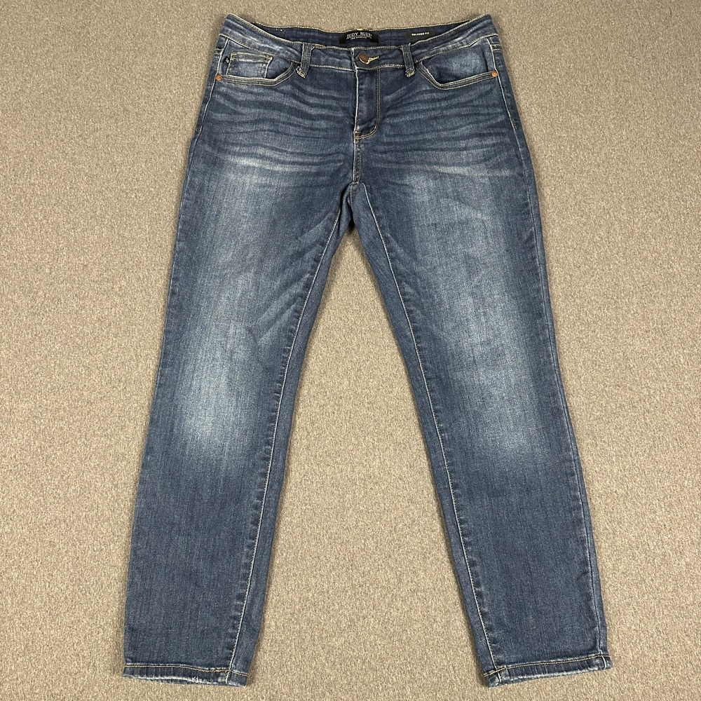 Judy Blue Relaxed Fit Jeans Womens Size 32 Dark Wash Distressed Denim Stretch